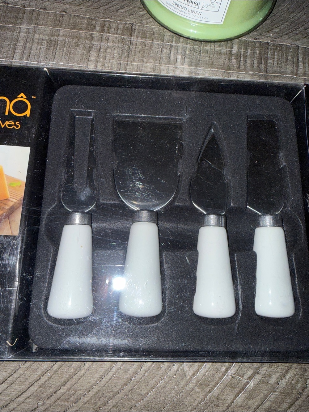 Fromå Cheese Knives Set with White Ceramic Handles - New in a box. - Picture 3 of 4